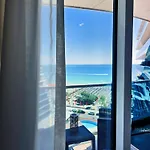 No 906a White Titanic By Endless Summer - Premium Sea View *