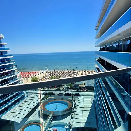 No 906a White Titanic By Endless Summer - Premium Sea View شقة