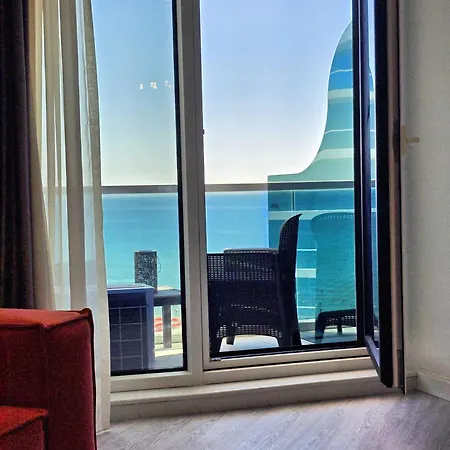 No 906a White Titanic By Endless Summer - Premium Sea View شقة *