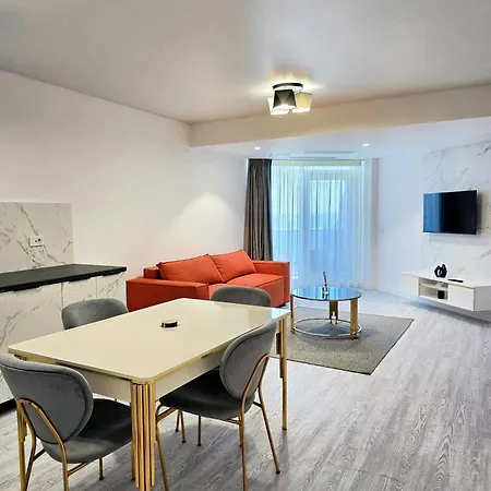 No 906a White Titanic By Endless Summer - Premium Sea View *