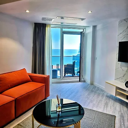 No 906a White Titanic By Endless Summer - Premium Sea View Năvodari